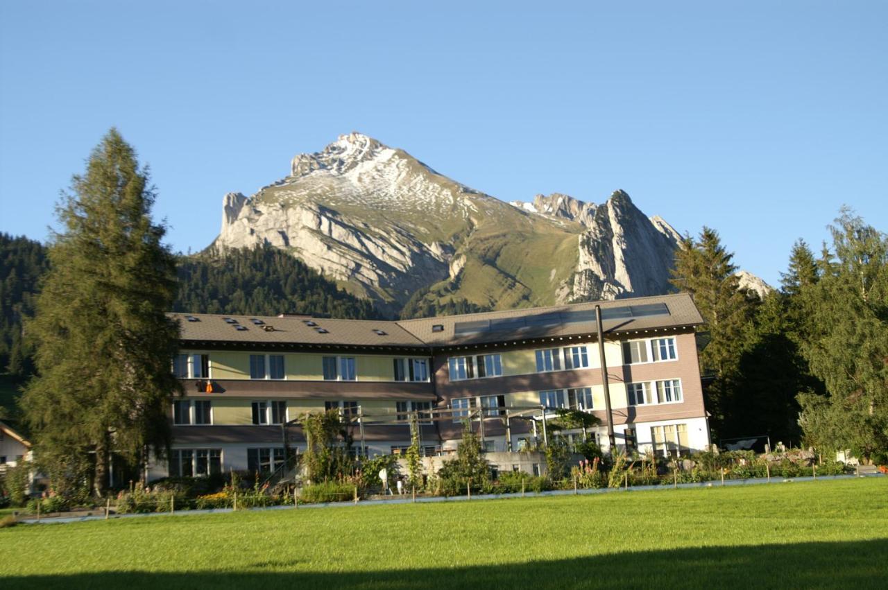 Kurhaus Sunnehus Otel Wildhaus Dış mekan fotoğraf